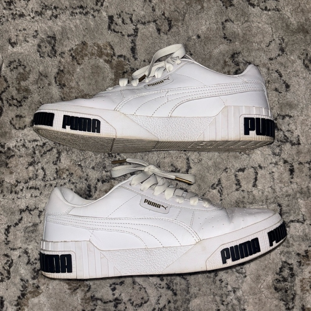 Puma Casual Sneakers - Woman’s Size 9
